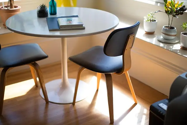 Peinture Rapide pour Meubles : Guide Pratique et Astuces